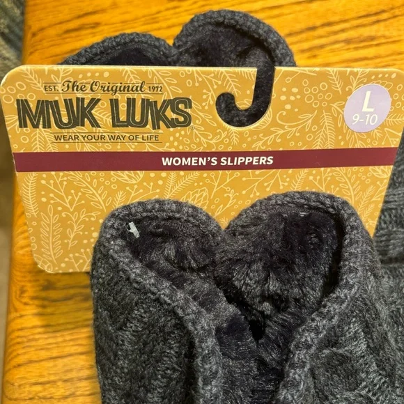 Muk Luks Cozy Charcoal Knit Slippers - Picture 4 of 7